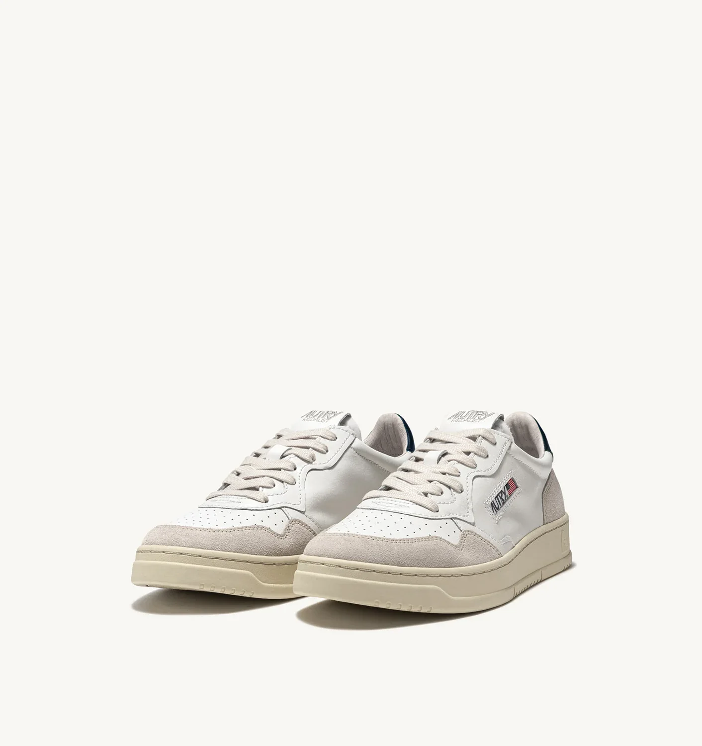 Autry Medalist Low LS28 Sneakers - White/Blue - Image 2