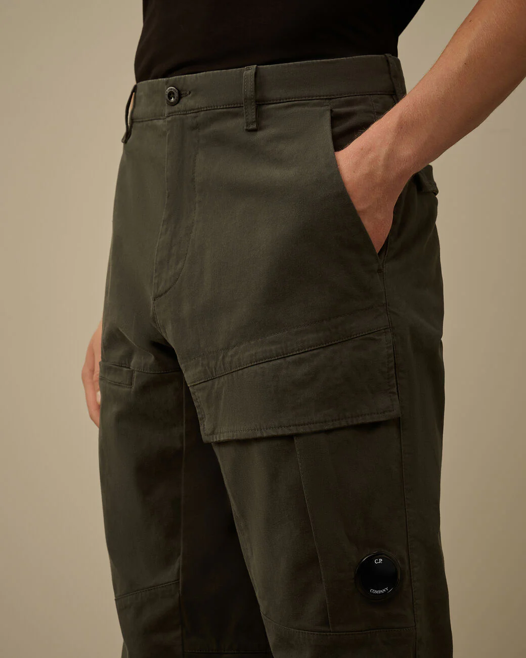 C.P. Company 067A Stretch Sateen Loose Cargo Pants - Grey - Image 4