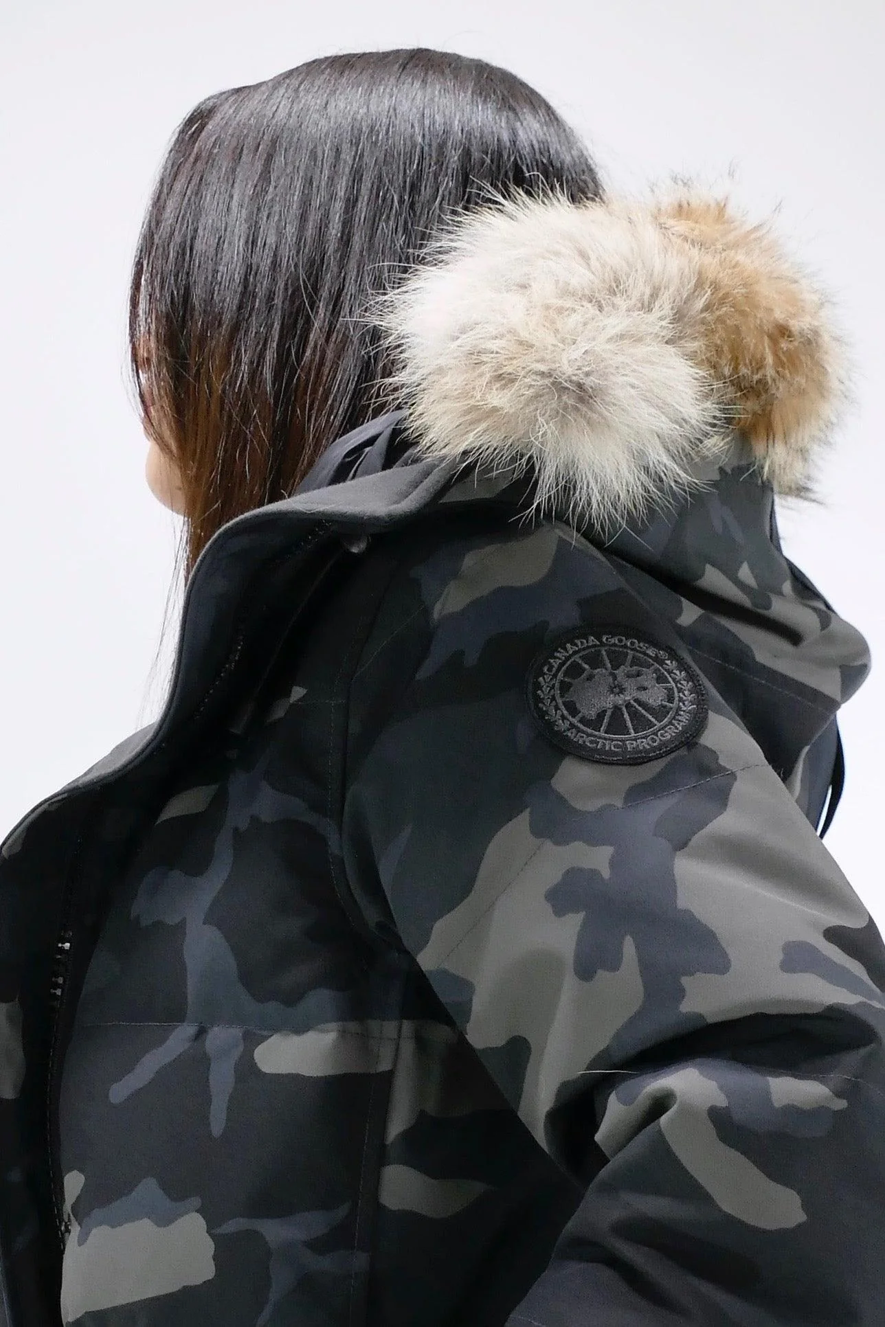 Canada Goose Womens Down *Parka Shelburne Black Label - Black Classic Camo - Image 5