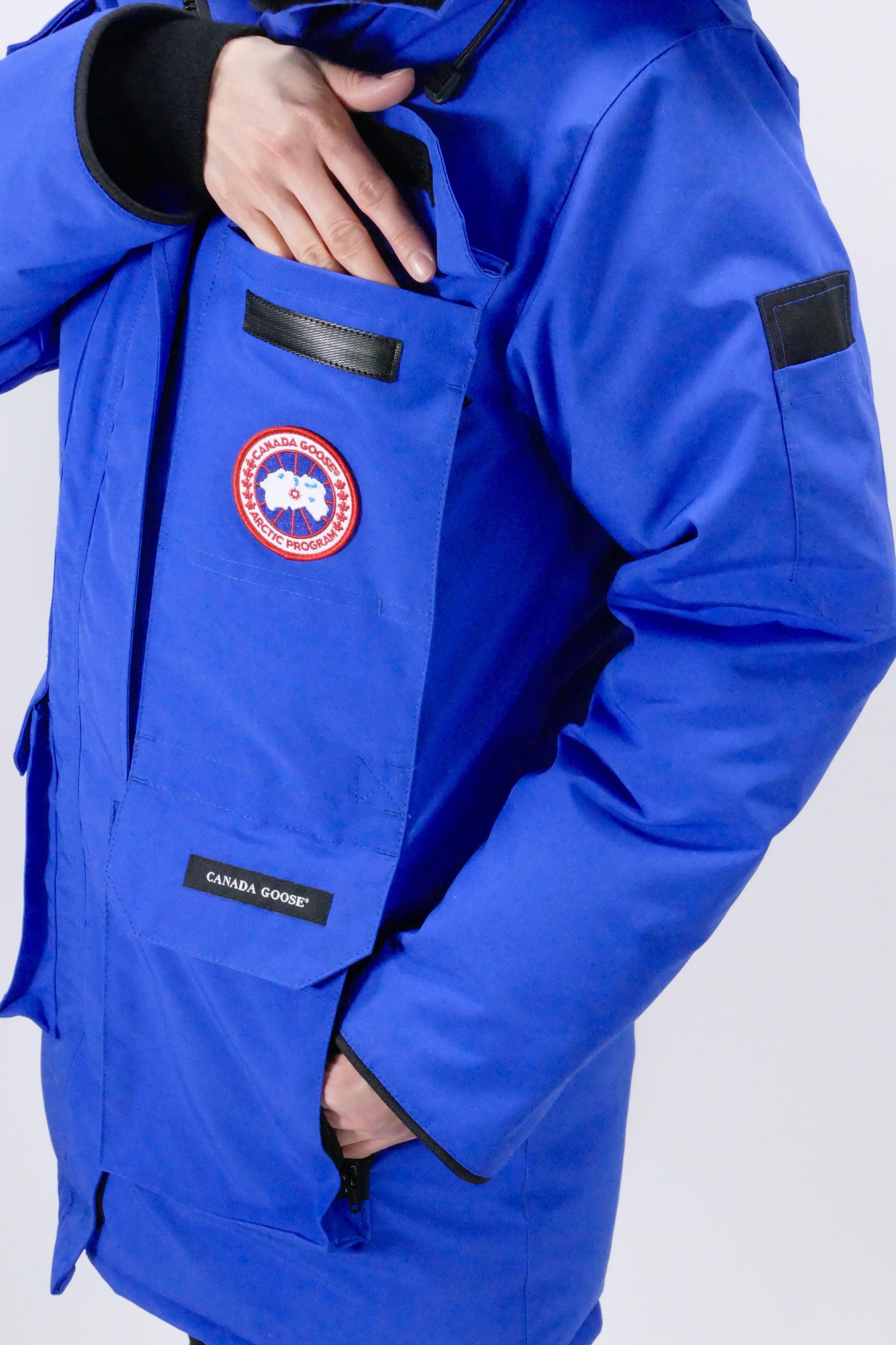 Canada Goose Womens Down *Parka Expedition PBI - Royal Blue - Image 6