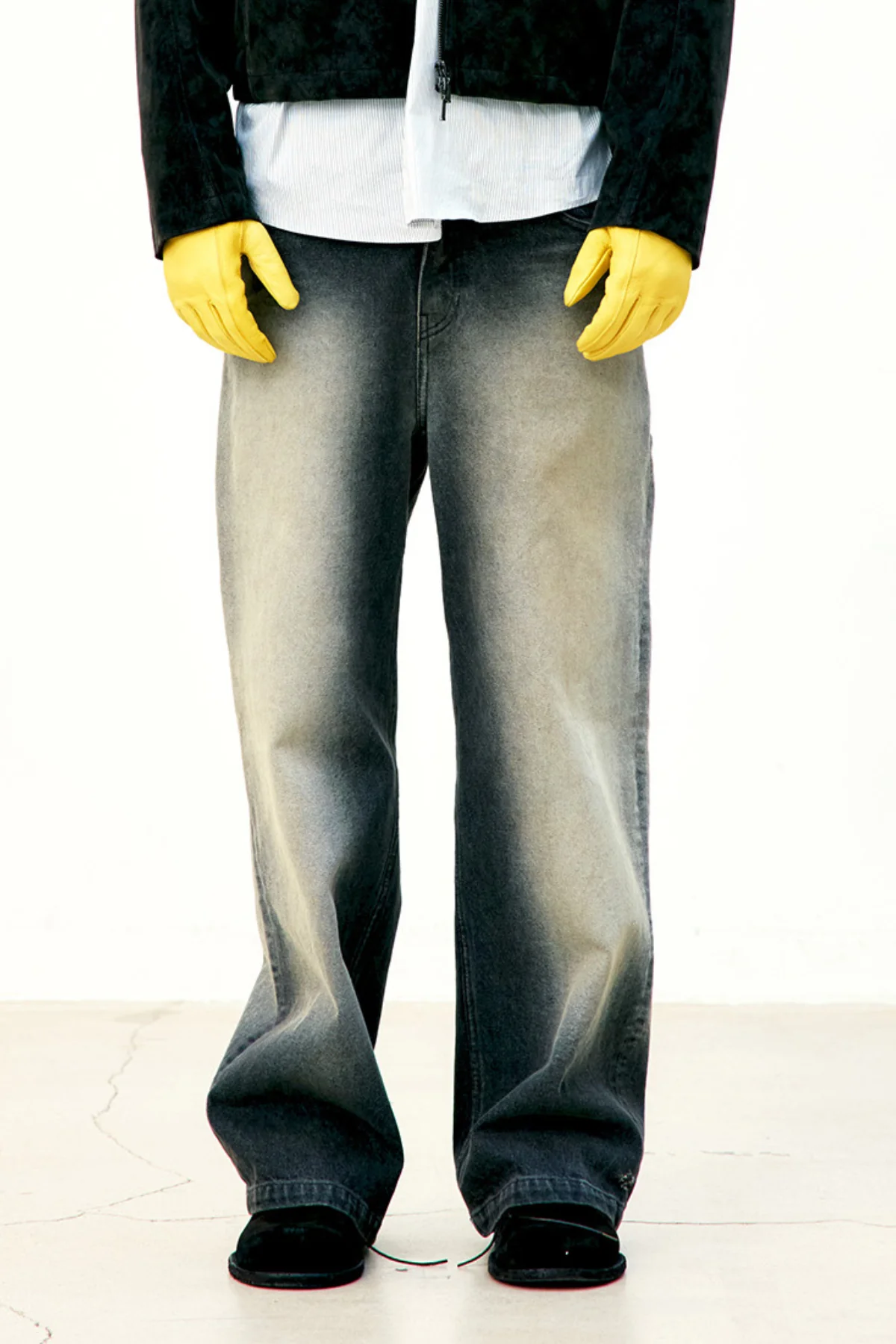 COOR Stone Brushed Semi Wide Jeans - Charcoal