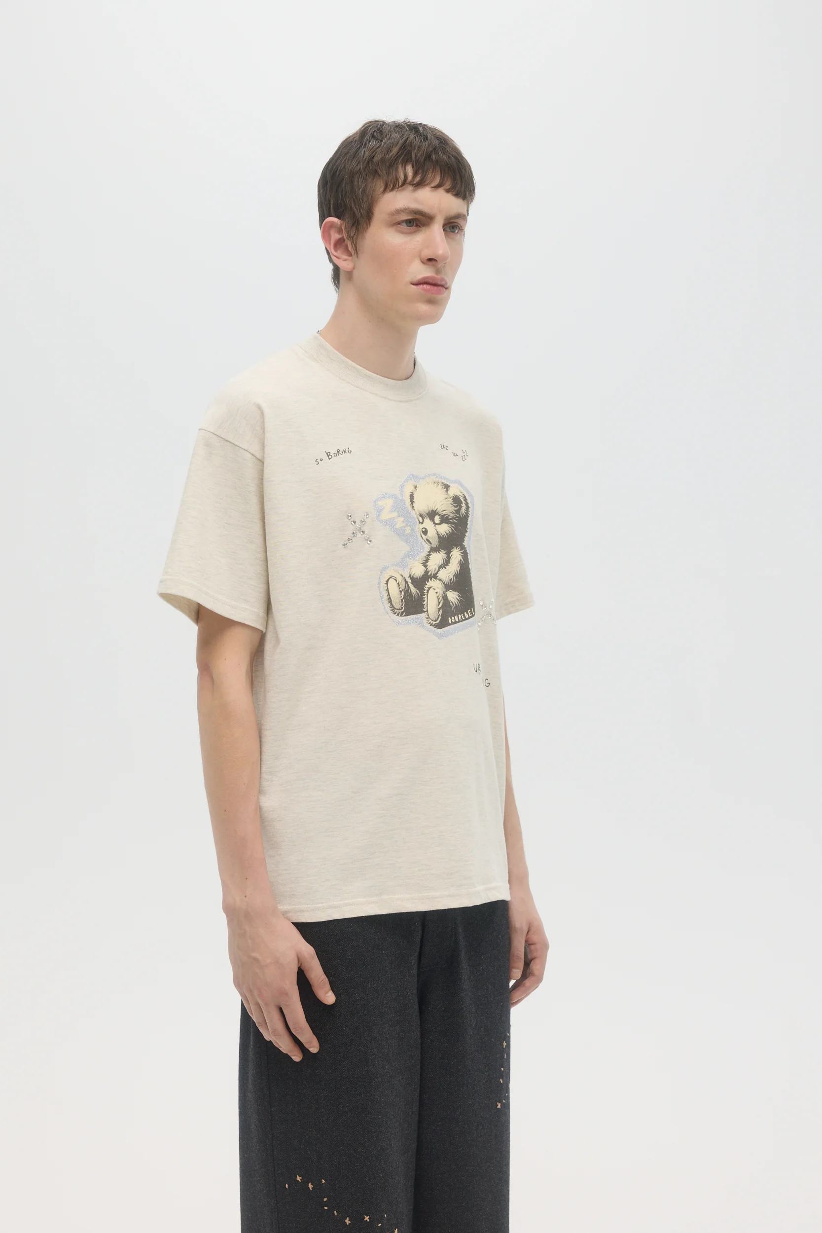 DOMREBEL ZZZ bear Tee - Greige - Image 2
