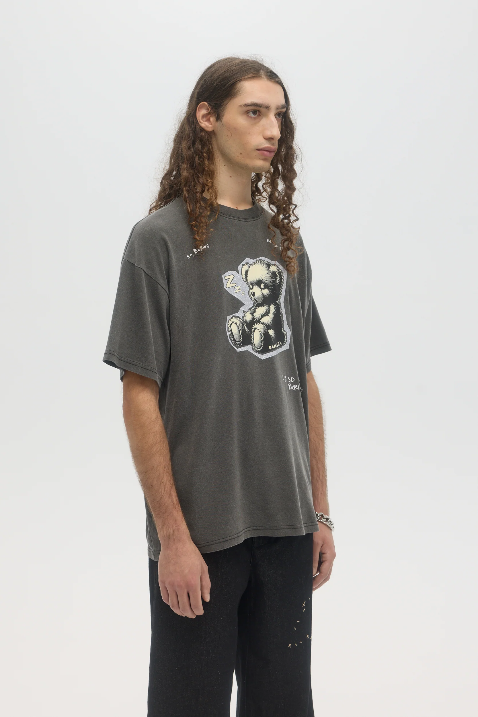 DOMREBEL ZZZ bear Tee - Old Black - Image 2