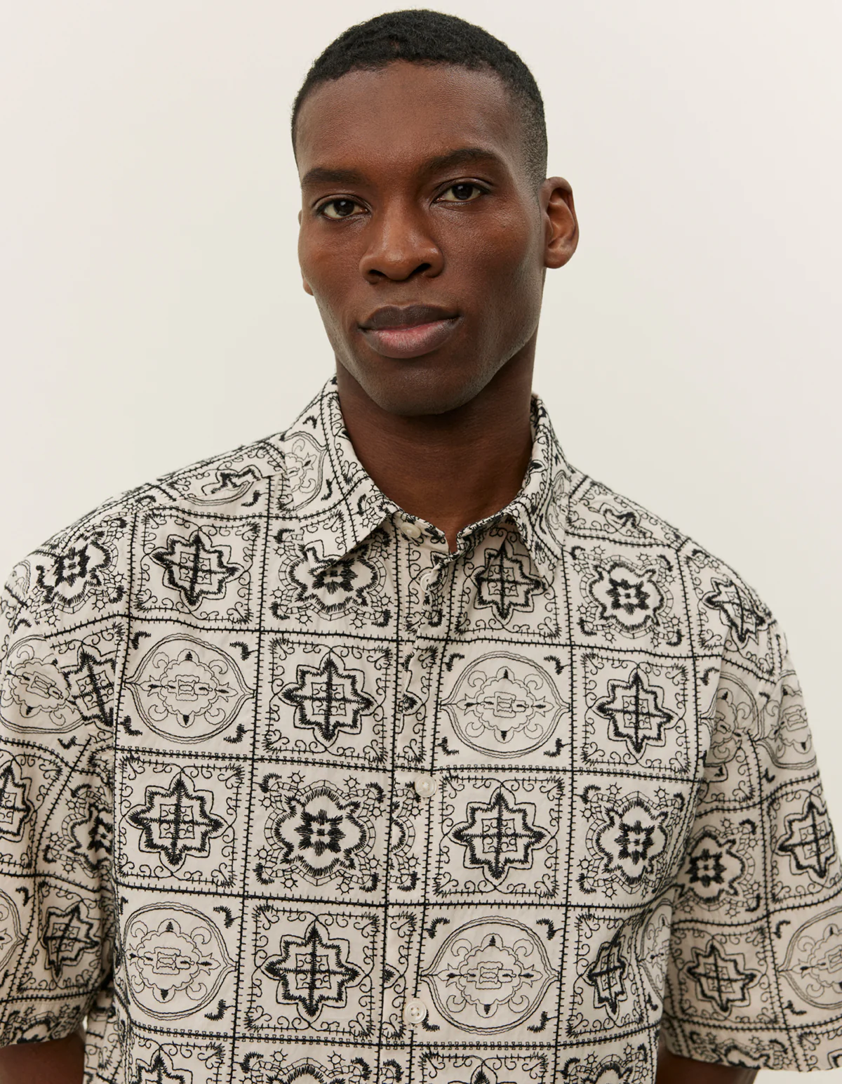 Les Deux Larry AOE Tile SS Shirt - Ivory - Image 3