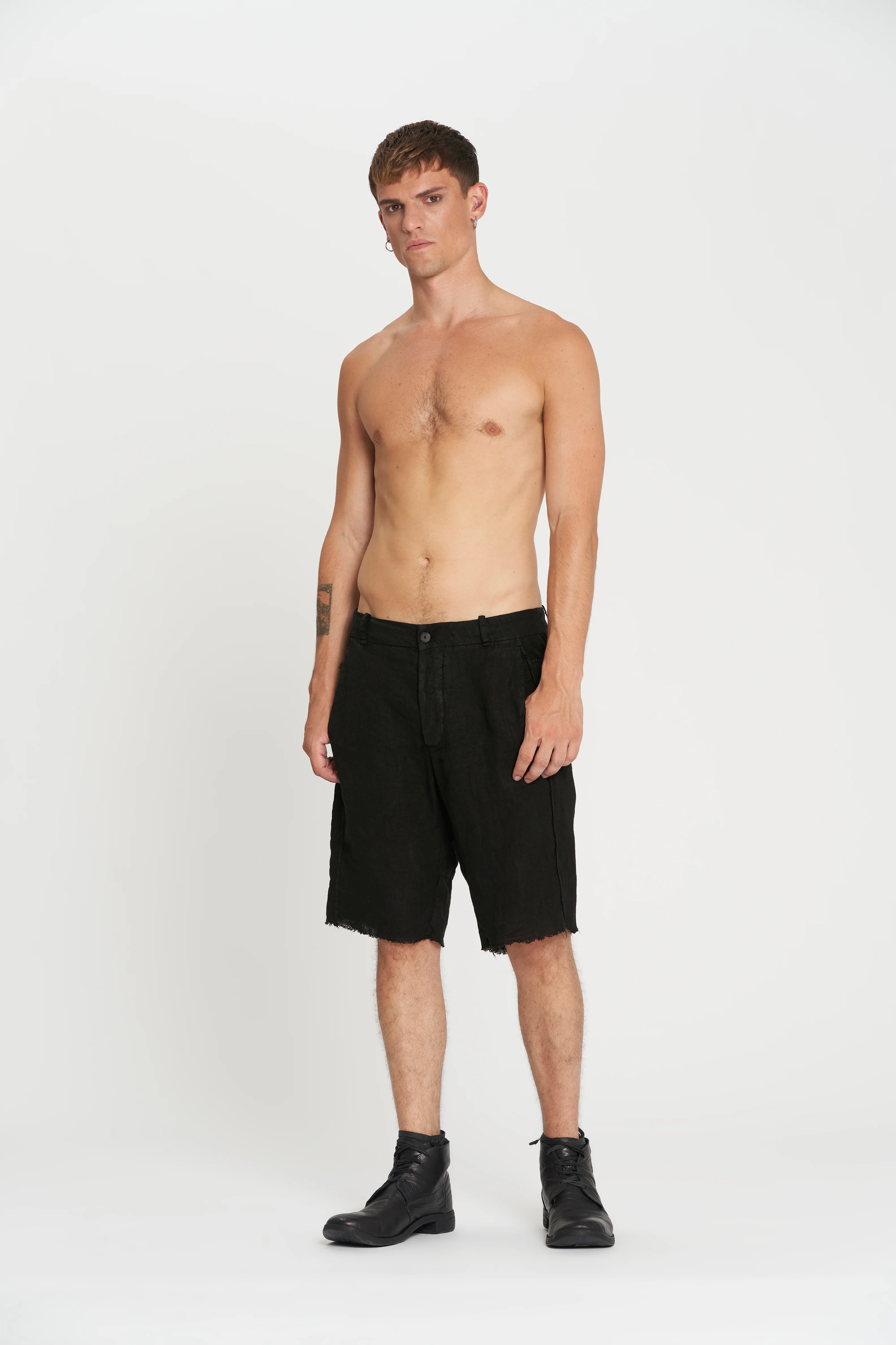 Masnada External Seam Bermuda Shorts - Black - Image 2