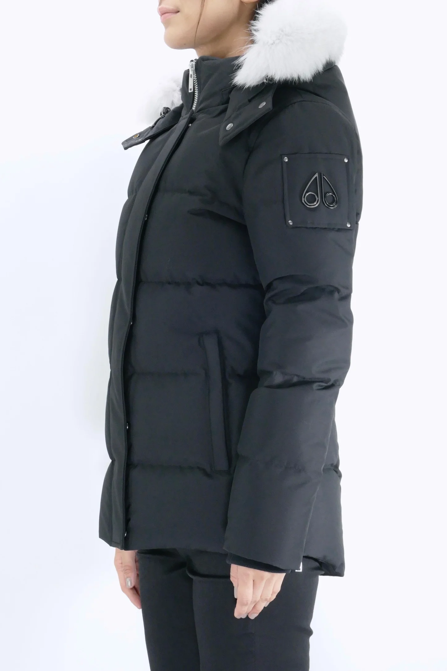 Moose Knuckles Womens Down Jacket Cloud 3Q Fur - Black/Natural - Image 2