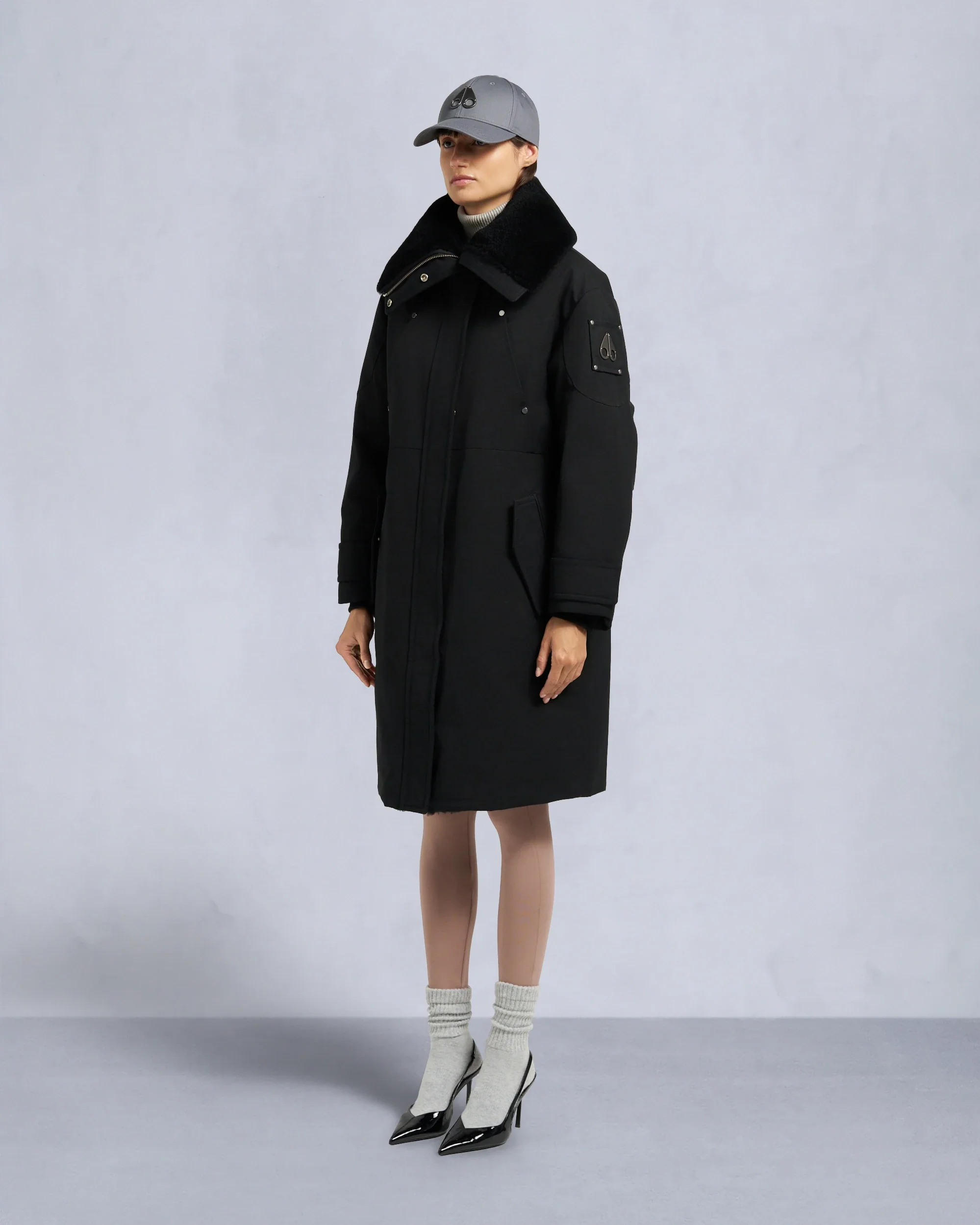 Moose Knuckles Womens Down *Parka Storm - Black/Black - Image 2